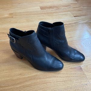 Lucky Brand Kauto Black Leather Bootie, 8.5